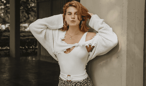 Macarena Vélez recibe comentarios machistas tras compartir fotografía íntima. Foto: Instagram
