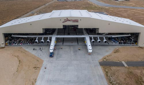 En YouTube, el avión ‘mutante' más gigante de la historia ya es una realidad y así se ve [VIDEO]