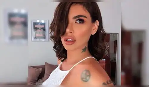 Angie Jibaja reaparece en show pese a enfermedad [VIDEO]