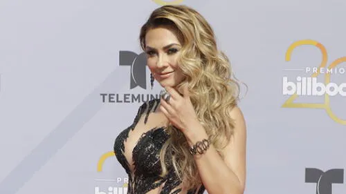  Aracely Arámbula lució sexy lencería de encaje y alborotó Instagram [FOTO]