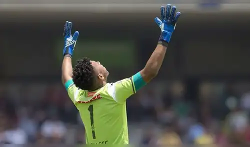 Pedro Gallese se lució con doble atajada en tres segundos con Veracruz [VIDEO]