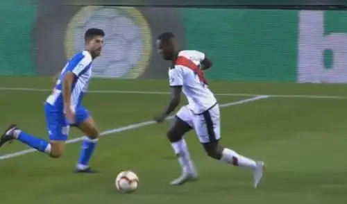 La excelente jugada de Advíncula que terminó en penal para Rayo Vallecano [VIDEO]