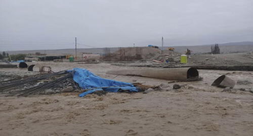 Crecida del río Tambo daña base del puente Freyre.
