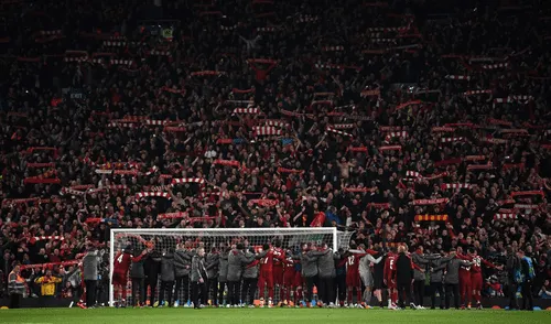 Champions League: El épico 'You'll never walk alone' tras el Liverpool-Barcelona [VIDEO] 