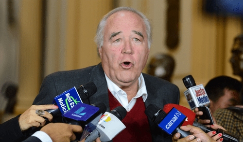 García Belaunde: “Debemos autodisolvernos y llamar a nuevas elecciones”