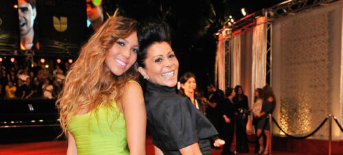 Frida Sofía y Alejandra Guzmán.