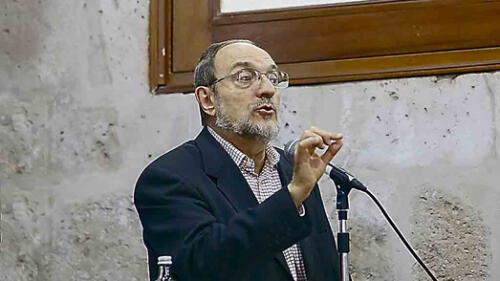 ACTIVIDAD. Horacio Cerutti realizó ponencia en Paraninfo.