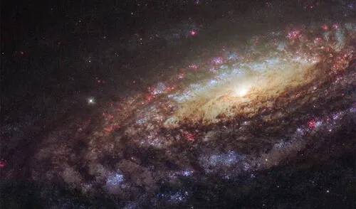 La NASA captó fotos espectaculares gracias al telescopio Hubble. ¿Cuál corresponde a tu cumpleaños?. Imagen: Galaxia espiral NGC 7331.