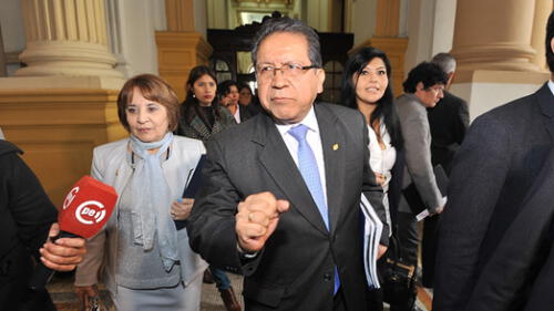 Congreso notificará a Pablo Sánchez para que ofrezca sus descargos