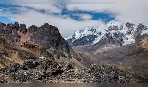 Cusqueños luchan por proteger el nevado de Ausangate [FOTOS y VIDEOS]
