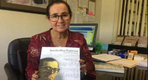 Aurelio Díaz Espinoza es un músico arequipeño que nació en 1897 y murió en 1983. Aurelio Díaz Espinoza es un músico arequipeño que nació en 1897 y murió en 1983.
