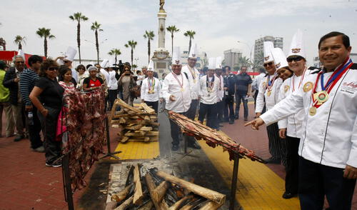 Feria gastronómica en el Parque de la Exposición Feria gastronómica en el Parque de la Exposición