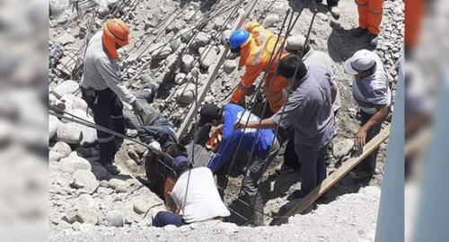 Los tres obreros fueron trasladados al hospital de Aplao, donde quedaron internados.