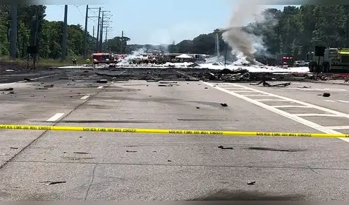 Nueve personas mueren tras estrellarse avión militar en Estados Unidos