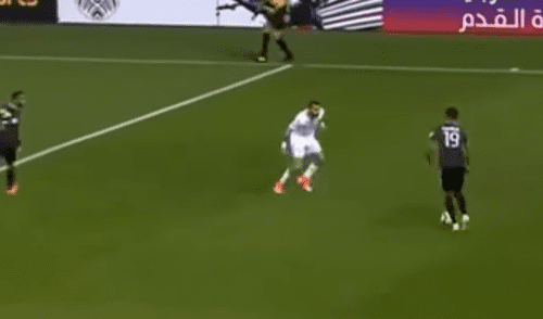 André Carrillo se lució con asistencia de gol con el Al Hilal [VIDEO]