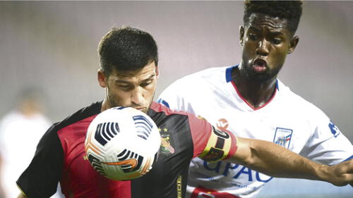 vuelta.  Cuesta no jugó las dos últimas fechas con Melgar.