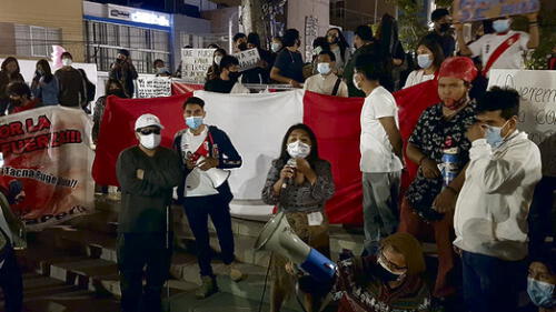 En Tacna, en desacuerdo. En Tacna, en desacuerdo.