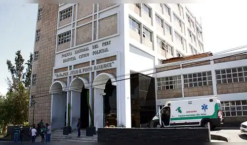 Quejas por falta de médicos en hospital de la Policía de Arequipa