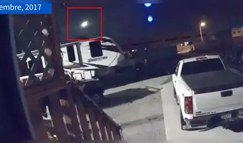 YouTube: Cámara de seguridad capta la caída de un meteorito en Canadá [VIDEO]