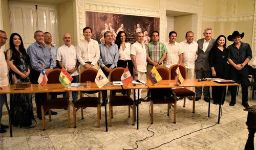 Integrantes del Parlamento Andino, en Colombia. Foto: Difusión.