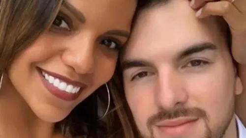 La 'Nena' compartió la noticia con tierna foto de la futura familia. Foto: Instagram.