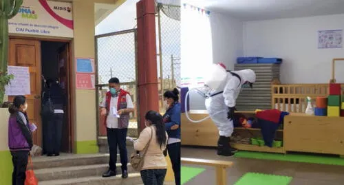 Tacna: Desinfectan centros infantiles afectados por colapso de desagüe Tacna: Desinfectan centros infantiles afectados por colapso de desagüe