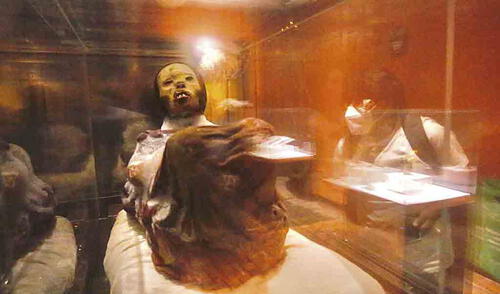 Arequipa: declaran Patrimonio Cultural a la momia Juanita y bienes prehispánicos Arequipa: declaran Patrimonio Cultural a la momia Juanita y bienes prehispánicos