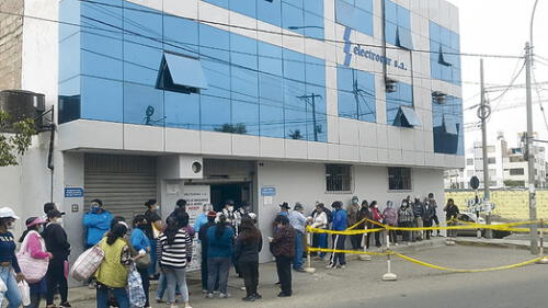 stand by. No habrá cortes. En diciembre se evaluará medida.