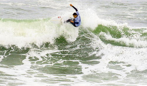 Hoy continúa la competencia en playa Punta Rocas. Hoy continúa la competencia en playa Punta Rocas.