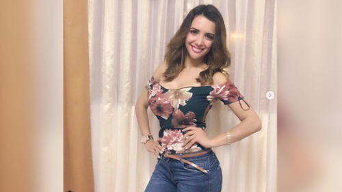 Rosángela Espinoza paraliza las redes sociales al subir sexy foto al lado de su enamorado Rosángela Espinoza paraliza las redes sociales al subir sexy foto al lado de su enamorado