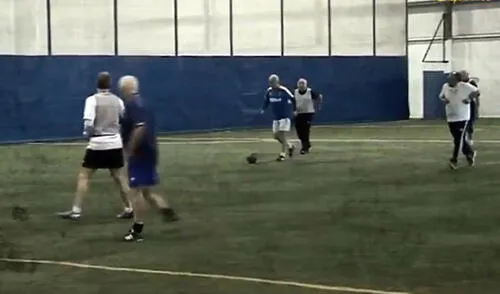 Facebook: Hombre sobrevive a 27 infartos consecutivos tras jugar seis partidos de fulbito