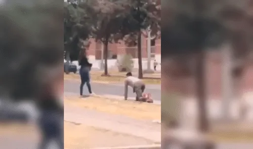 Youtube viral: Joven le es infiel a su novia y gatea por la calle para que lo perdone [VIDEO]