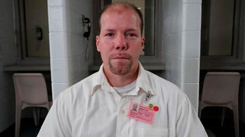 Tras 23 años encarcelado, confesó que asesinó a sus abuelos como venganza por un abuso sexual Tras 23 años encarcelado, confesó que asesinó a sus abuelos como venganza por un abuso sexual