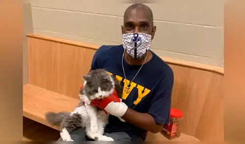 Desliza las imágenes para ver el emotivo reencuentro de este hombre con su amada mascota y las reacciones en redes sociales. Fotocapturas: Bangor Humane Society/Facebook