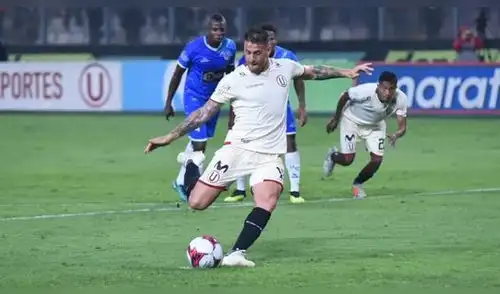 Diario español elogió a Germán Denis por venir a Universitario