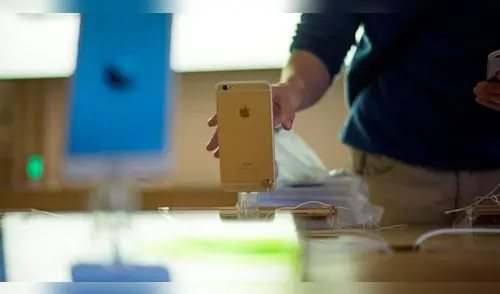 Apple ofrece disculpas por volver lentos sus equipos