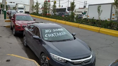 Protesta de los importadores de vehículos usados llegó hasta el Gobierno Regional de Arequipa.