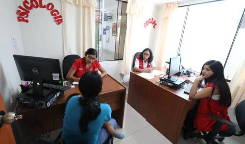 Implementarán otros 50 Centros de Emergencia Mujer en el país Implementarán otros 50 Centros de Emergencia Mujer en el país