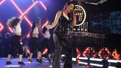 Danna Paola hace tributo a Britney Spears con tema "Oye, Pablo" Danna Paola hace tributo a Britney Spears con tema "Oye, Pablo"