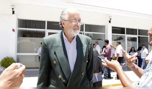 Embajador presenta libro sobre soldados bolivianos en Perú en guerra con Chile