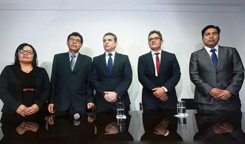Rafael Vela y Domingo Pérez se declaran en rebeldía y apelan Rafael Vela y Domingo Pérez se declaran en rebeldía y apelan