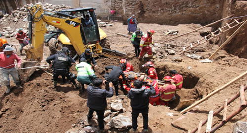 Puno: obrero falleció luego que muro de tierra le cayera encima [VIDEO] 