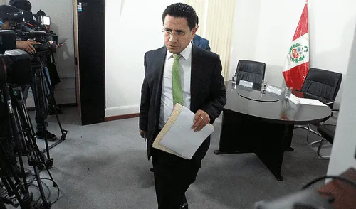 Procurador advierte deficiencias en caso Hinostroza Procurador advierte deficiencias en caso Hinostroza
