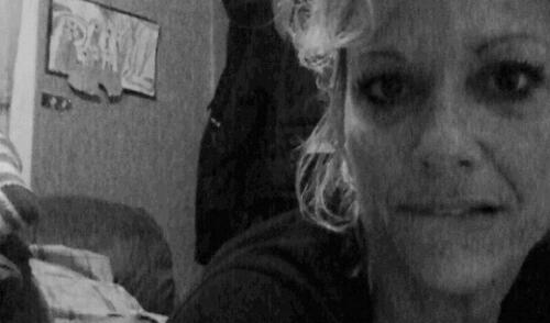 Engañó a los mejores amigos de su hija para tener relaciones con cinco de ellos