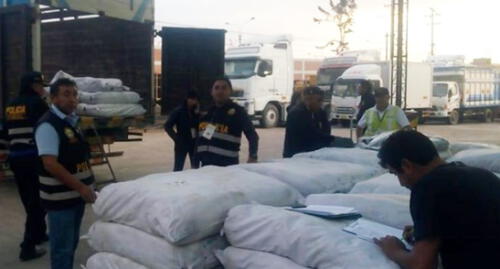 Arequipa: Incautan cajas de chocolate y pasta dental valorizados en S/ 220 mil.
