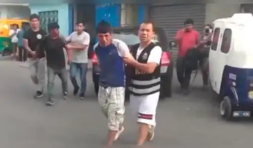 Delincuente recibe brutal golpiza tras intentar robar un mototaxi [VIDEO]