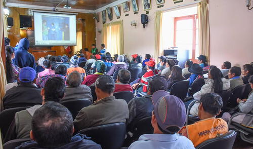 Capacitan a 60 organizaciones comunales para mejorar el saneamiento rural 