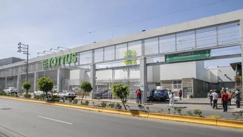Municipalidad de Arequipa inspeccionó el establecimiento comercial.