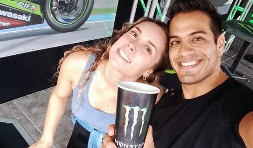 Ernesto Jiménez más enamorado que nunca y sella su amor con foto en Instagram