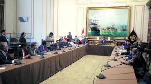 Fuerza Popular y Apra boicotean la recomposición de las comisiones Fuerza Popular y Apra boicotean la recomposición de las comisiones
